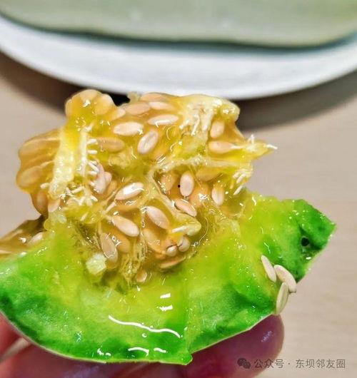 瓜哥吃瓜情侣头像,情侣头像中的甜蜜瞬间