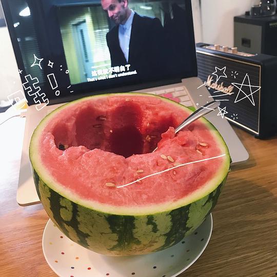 tt正经吃瓜,揭秘娱乐圈幕后真相