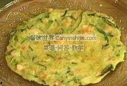 饼露摊吃瓜,瓜香四溢的夏日午后