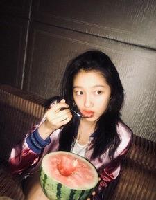 吃瓜网友的福利,揭秘吃瓜网友的独家福利大放送！