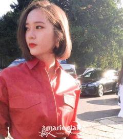 吃瓜短发女神,揭秘娱乐圈幕后趣事